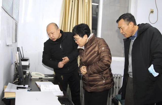 省交通运输厅党组成员、副厅长崔梅调研指导三门峡市道路运输管理服务工作