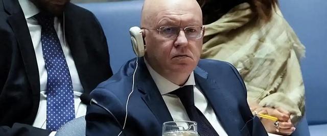 特朗普悬赏五千万活捉马杜罗!美借禁毒搞军演,委俄联手亮导弹