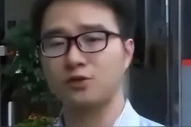 16年男子上午存入银行600万，吃个午饭只剩690元，银行：正常扣款图片