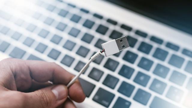 维修师警告：80%电脑故障，都是这7个习惯惹的祸