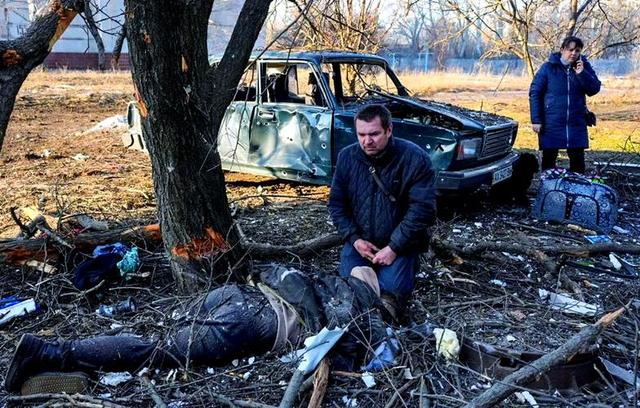 不到24小时，美军不宣而战！近百炸弹被投下，626次空袭惹恼全球