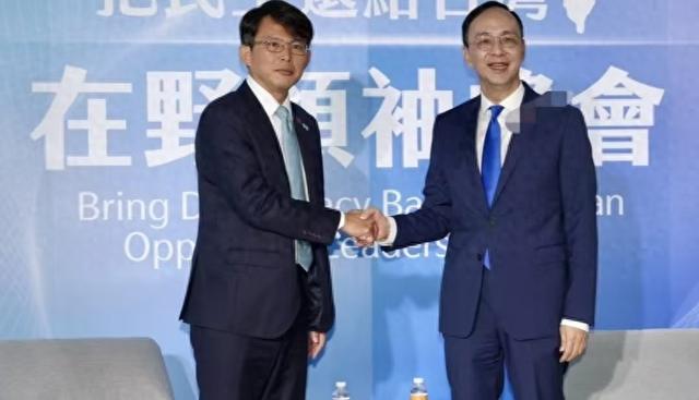 黄国昌率近千人闯赖办，8警员受伤，黄国昌或被逮捕，蒋万安表态