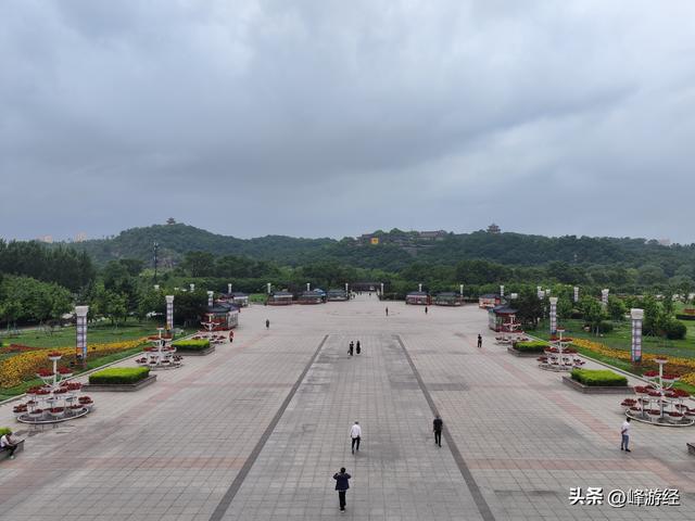 爬吉林北山，寻平安钟楼，雨中被困玉皇阁