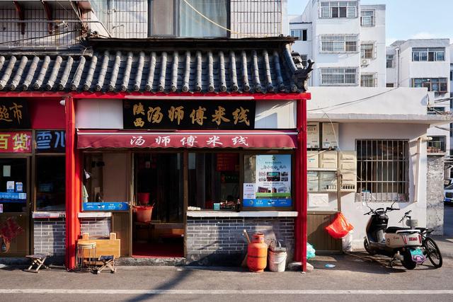 泰安老县衙大院，历史悠久，文化深厚，迄今是泰安重要的地标建筑