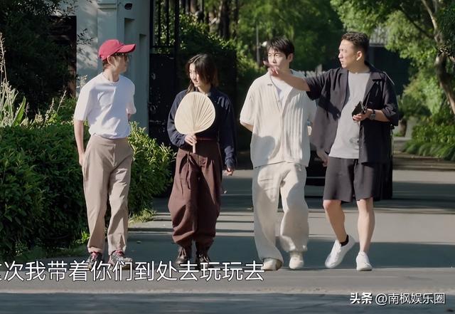 好家伙！《向往的生活8》开播差评不断，观众的差评理由出奇一致