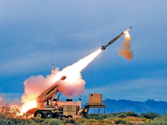 美媒披露F-15E拦截伊朗无人机的真实情况，反无人机方案依然亟需