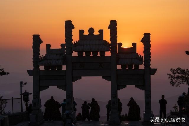 你知道何为泰山景区的“腰玉”奇观！