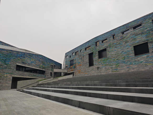 西安这个剧院“不设大门”！