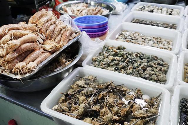 大海沙滩已经美成这样了，怎么饭还能那么好吃啊