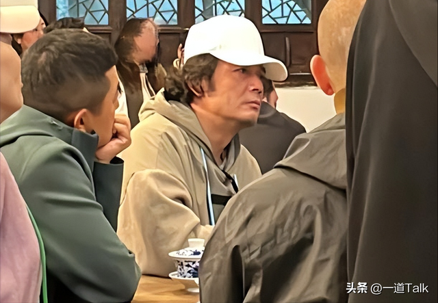 不顾央视警告顶风作案，与刘涛传绯闻的杨烁，如今下场怪不得别人