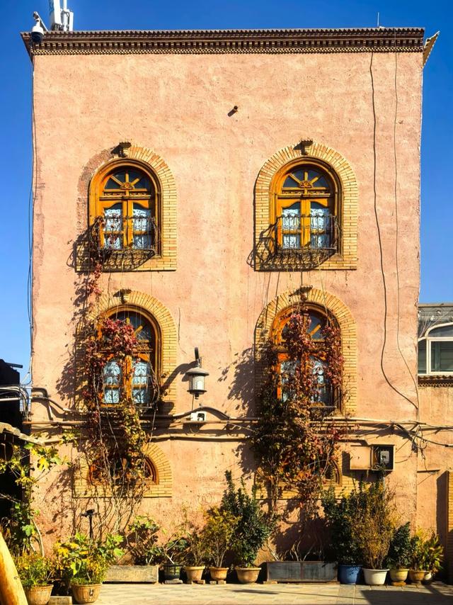 我爱旅游，去了趟喀什，不说假话，这里的景色和我们那还真不一样