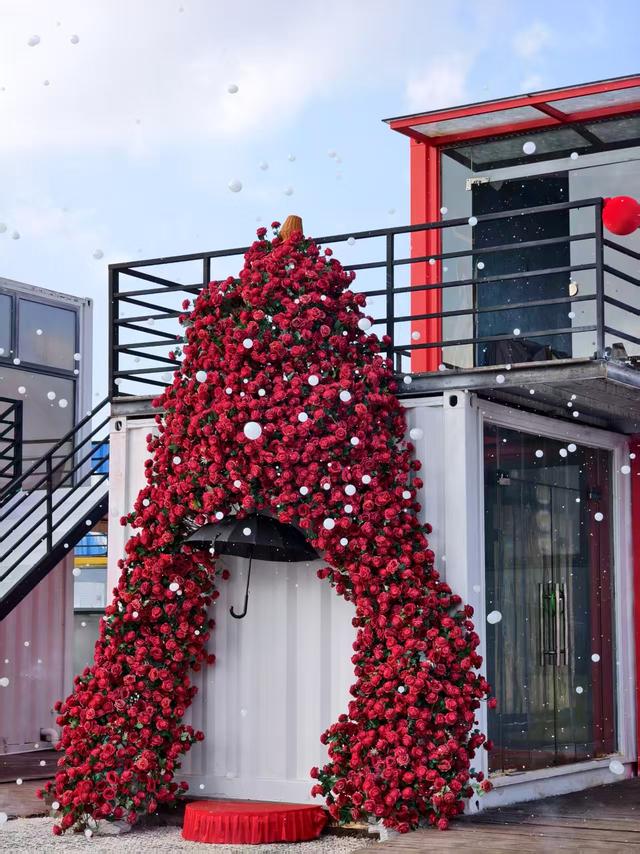 1月10日玉舍雪山滑雪场焕新开板 | 新增单板公园+云端温泉，南方冰雪季全面升级