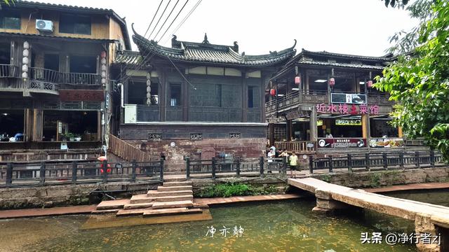 唐蕃古道上的古驿站，水墨山水里的上里镇