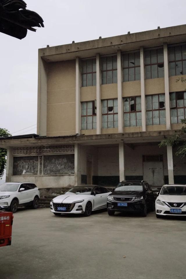 从成都出发，在龙泉山东麓邂逅一座千年场镇的温柔