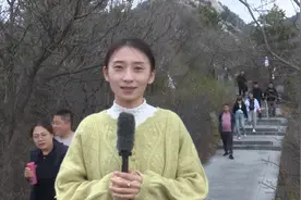 三月三 八方游客齐聚北武当山踏青出游逛庙会图片