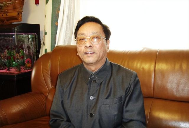 安徽相声名家朱文先今天出殡当年他跟李伯祥说春典被领导当成黑话