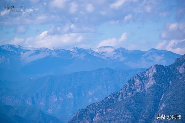 沙力旅游服务驿站曾是很完美的观景平台，可惜目前已经略显破败