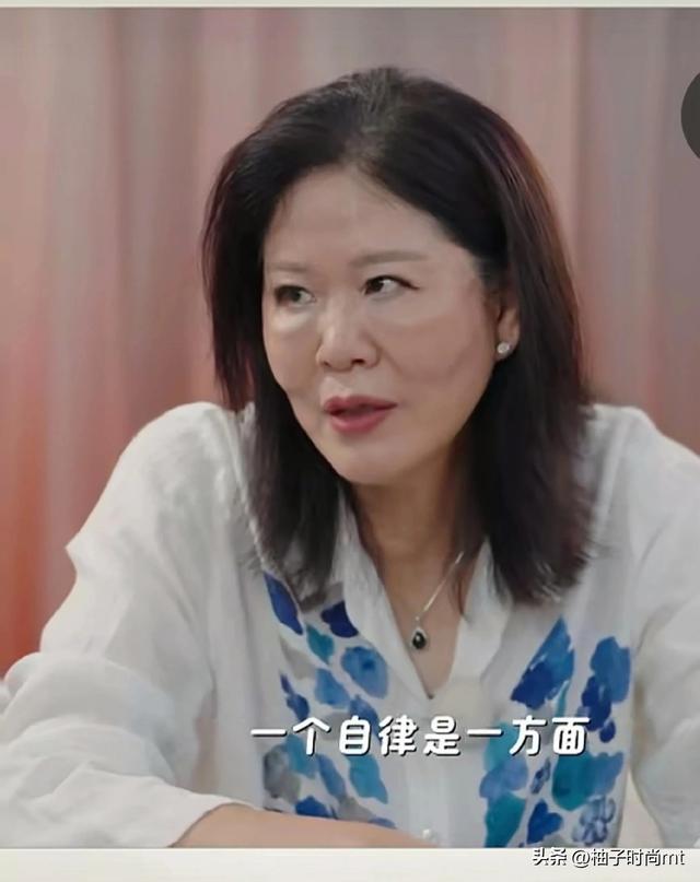 天哪！63岁郎平，怎么变成这样了，还不如自然老去