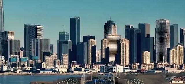 天津周末游人满为患，西北角小吃让北京白领流连忘返