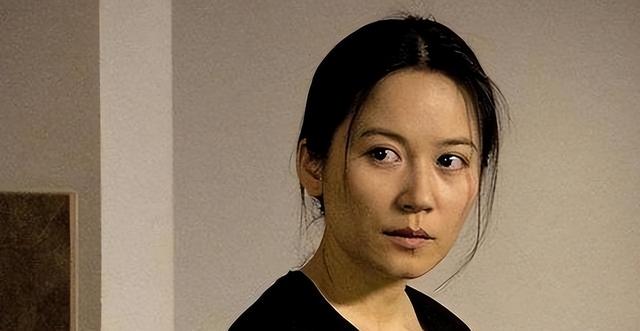 至今未婚未育！但有固定伴侣陪了近20年，54岁的她才是真人间清醒