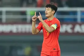 武磊心疼张琳芃！颜骏凌又有失误！张琳芃首发打满全场头球破门！图片