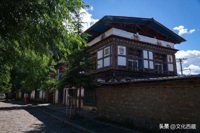 西藏这里，承包中国颜值最高的夏天！收下这份超详细游玩攻略，8、9月出发正好！