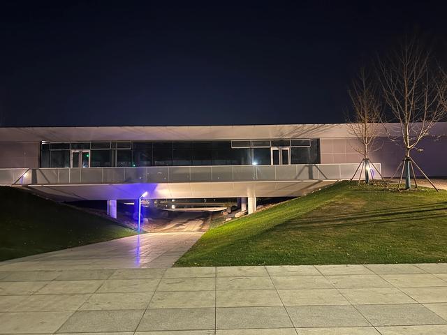 夜步嘉兴中央公园