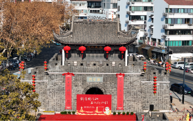 江阴地名故事丨忠义街