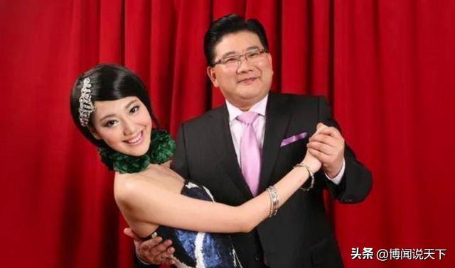 私生活混乱、被央视开除、陪睡上位？王冠身上的标签究竟有多离谱