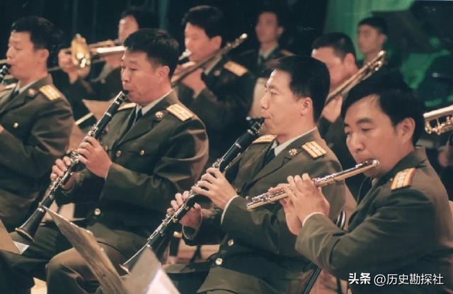 我国首位航天员杨利伟，被授予少将军衔，退休后能享受什么待遇？