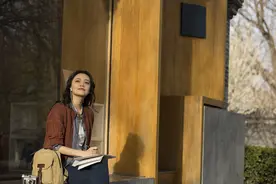 不要再称呼女性为美女了，太过时，现在流行这4种称呼！图片