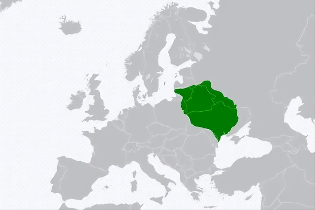 经济崩了，盟友全跑了	，和中国决裂的欧洲小国，现在想找中国填坑