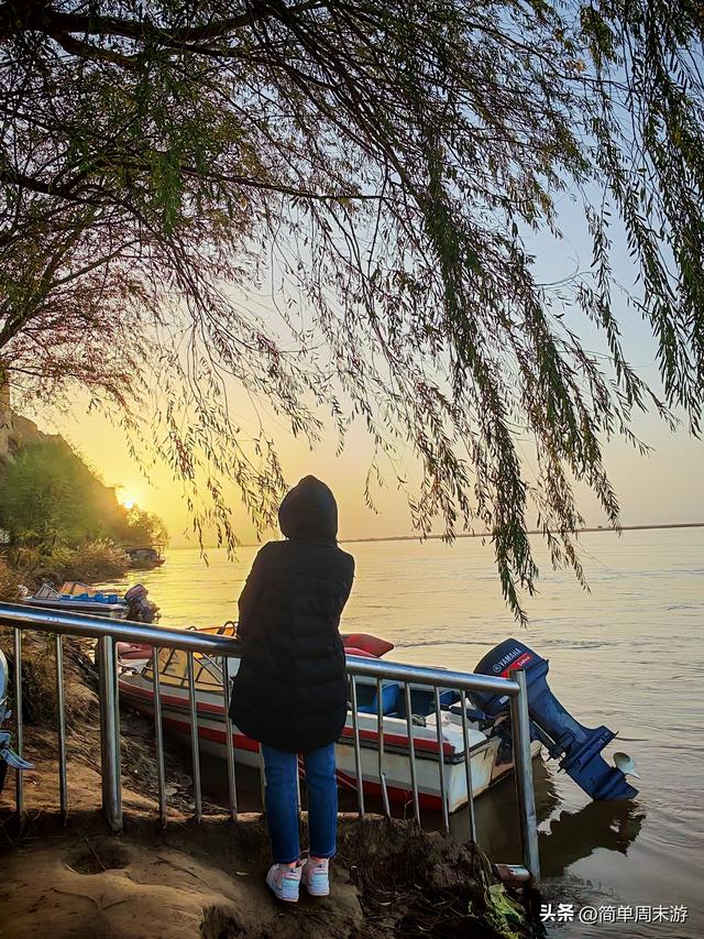 19）虎牢关闲溜记，寻绊马索，登点将台，望黄河渡口，品三国风云