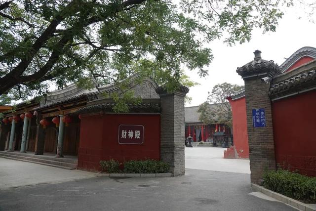 邯郸峰峰，北响堂山石窟笔记，被偷盗的佛窟和嗜血暴虐的北齐故事