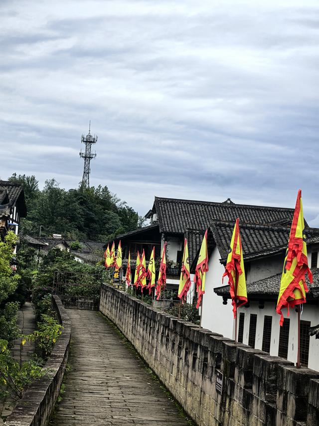 巴蜀第一县，蜀国第二都——昭化古镇，吃好喝好还听了评书