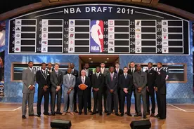 美媒重排2011选秀：欧文竟然只排在第4！巴特勒竟然排第2！图片