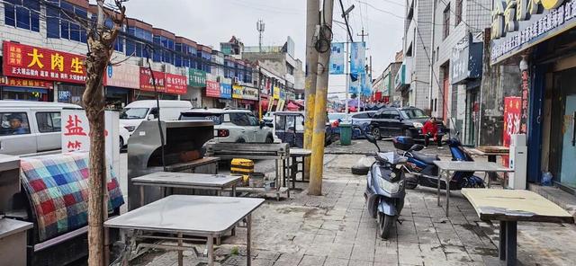 斗门石爷庙里的西汉牛郎石像