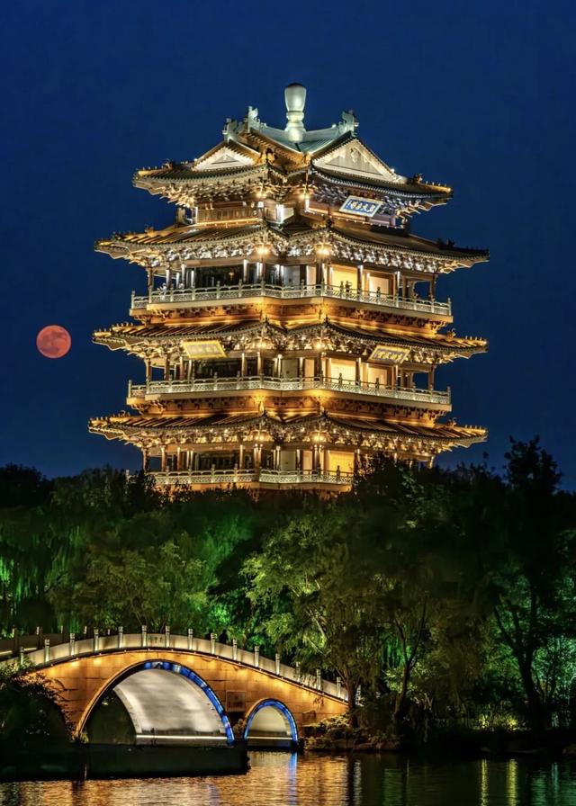今晚，山东的月色真美