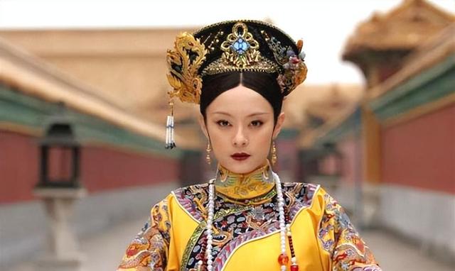 清宫后妃除了侍寝，每天如何度过？供养她们，皇帝要花多少钱呢？