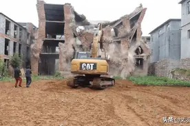 不能翻建，加盖遮顶也不行？政策加严，“违就拆”不是说说而已图片