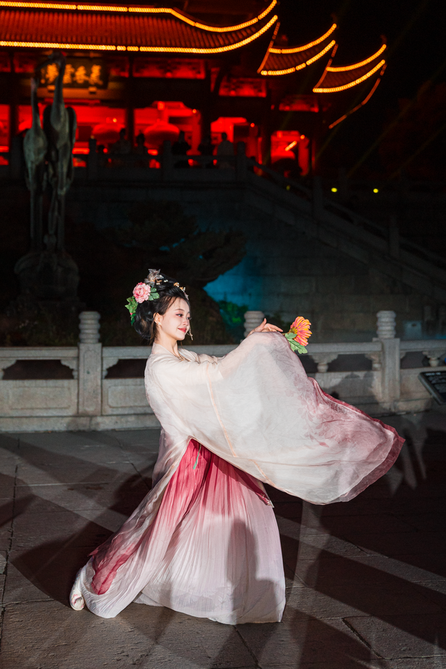 寻知音，集银票！全球汉服出行日，“夜上黄鹤楼”等你来！