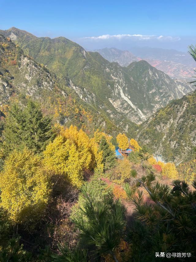 漫游秋日的大墩峡