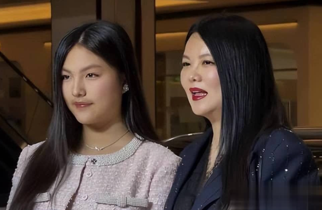 公开露面两天后，李湘传坏消息，这次无关释永信和让她怀二胎的人