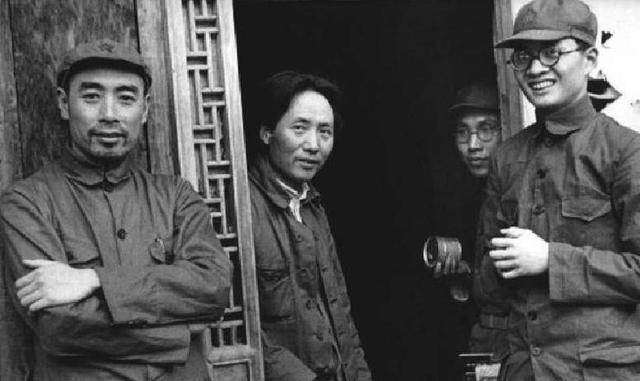 他参加了遵义会议，旗帜鲜明支持毛主席，为何之后官却越做越小？