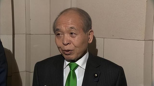 日本深陷外交困境，派议员访俄挑拨中俄关系？普京反手搅乱G7团结