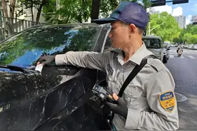 夏季高温来袭 这些时段免费停车！图片