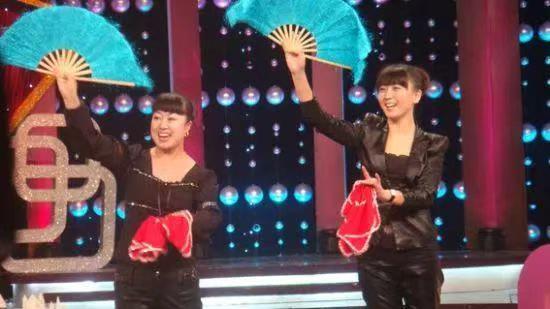 钱再多有什么用？53岁千万身家的闫学晶，每天为32岁儿子操碎了心