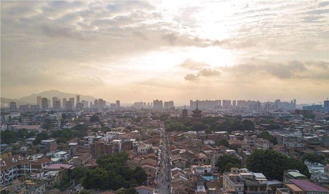 福建人口最多的地级市，比三明、厦门总和还多，居然超过880万！