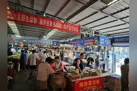 青岛十五大街市场图片