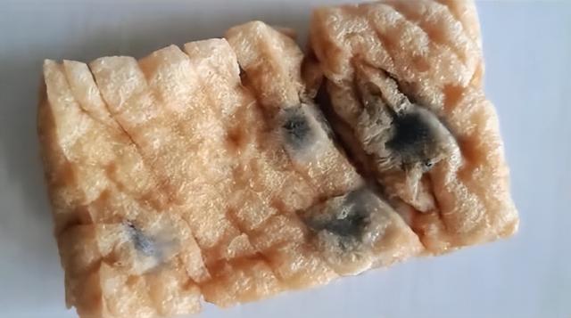 多名医生呼吁停止食用，或比酒还伤肝脏，转告父母，趁早撤下餐桌